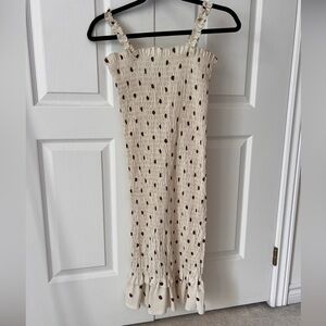 Polka dot Ruched dress ruffle bottom